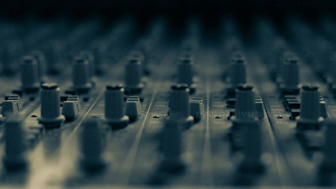 レンタル前に確認したい音響機材のチェックリスト